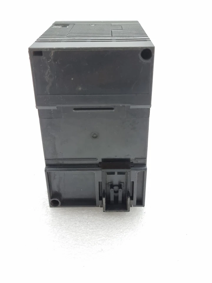Keyence KV-700 Cpu Module 24Vdc KV700 For Parts Free Ship WorldWide